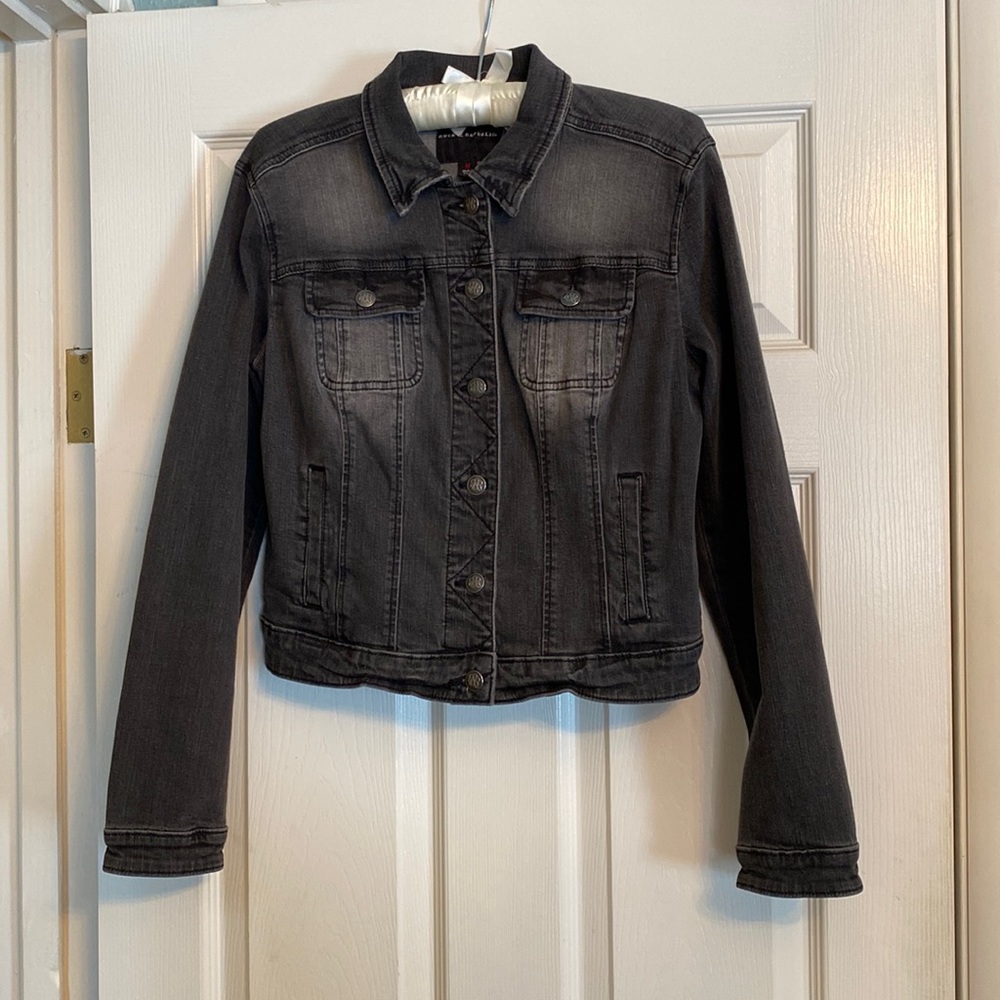 Rock & Republic black jean jacket.sizeM
